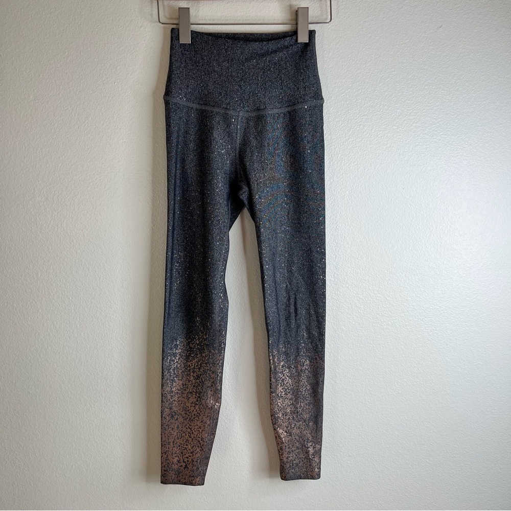Beyond Yoga Grey Rose Gold Sparkle Leggings Small